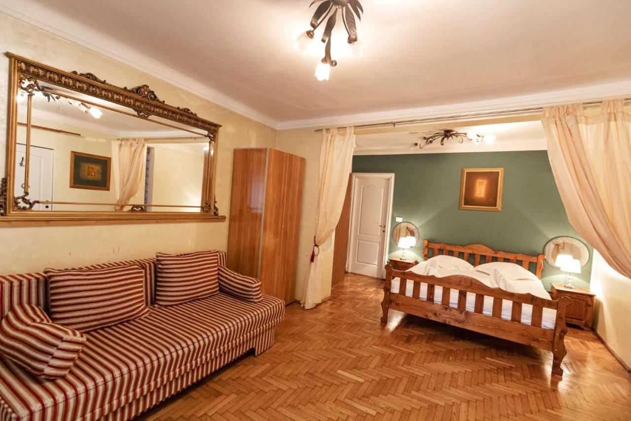 Dream House Brasov Hotel Luaran gambar
